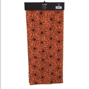 Thro Marlo Lorenz Halloween Spider Web Table Runner